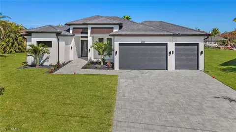 4022 SW 30th Ave, Cape Coral, FL 33914