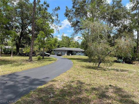 3405 29th Ave SW, Naples, FL 34117
