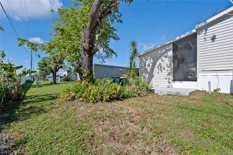132 Cape Sable Dr, Naples, FL 34104 photo 3