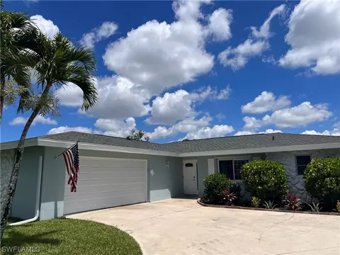 923 SE 29th Ter, Cape Coral, FL 33904