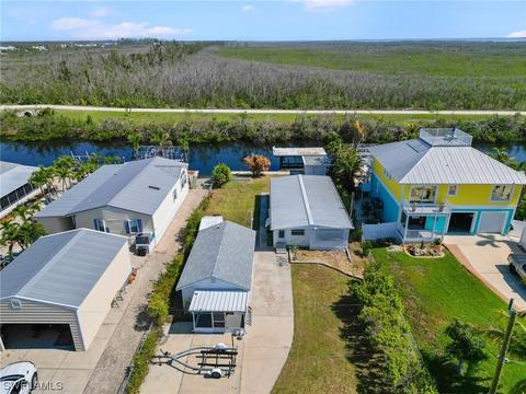 3108 Eighth Ave, Saint James City, FL 33956