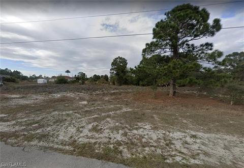 3508 29th St SW, Lehigh Acres, FL 33976