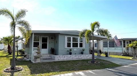 522 Sun Up St, North Fort Myers, FL 33917