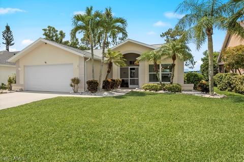 18128 Horseshoe Bay Cir, Fort Myers, FL 33967
