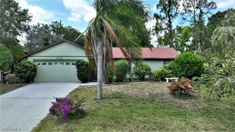3003 20th St W, Lehigh Acres, FL 33971