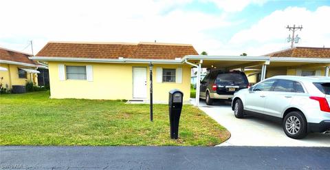 2211 Gardenia Way, Lehigh Acres, FL 33936