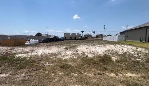 508 NW 7th Ter, Cape Coral, FL 33993