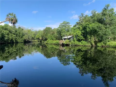 15819 W River Rd, Inglis, FL 34449 photo 2
