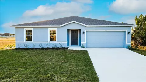 808 NW 36th Pl, Cape Coral, FL 33993
