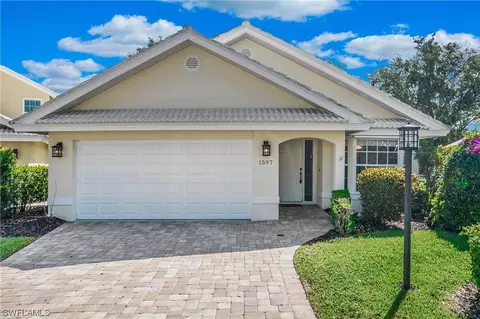 1597 Weybridge Cir #13, Naples, FL 34110