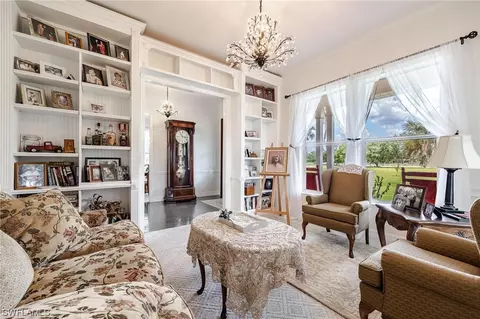 1323 Frontier Cir, Labelle, FL 33935 photo 8