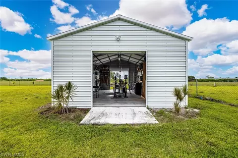 1323 Frontier Cir, Labelle, FL 33935 photo 45