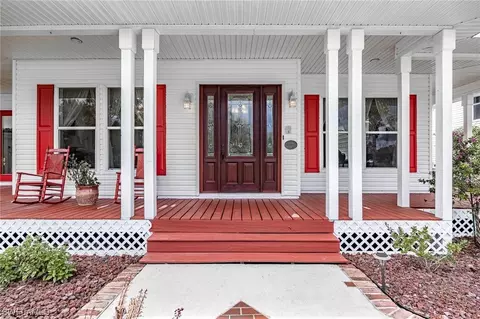 1323 Frontier Cir, Labelle, FL 33935 photo 3