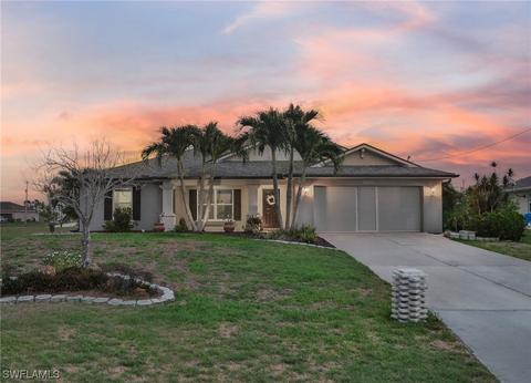 3729 NE 13th Pl, Cape Coral, FL 33909