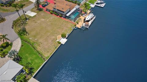 1953 SE 36th Ter, Cape Coral, FL 33904