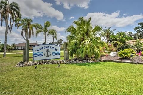 2323 Club House Rd, North Fort Myers, FL 33917