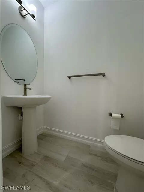 7464 Rockefeller Dr, Naples, FL 34119 photo 8