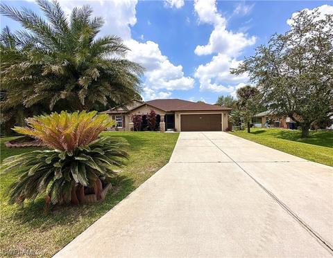 904 Anita Ave S, Lehigh Acres, FL 33976