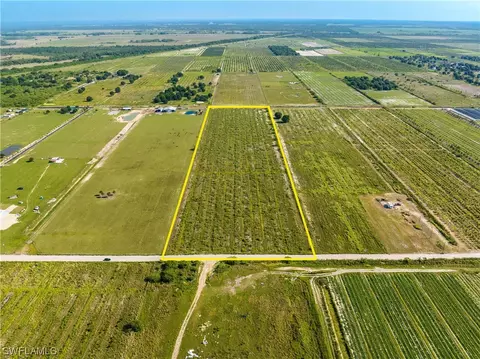 3 Rd, Labelle, FL 33935