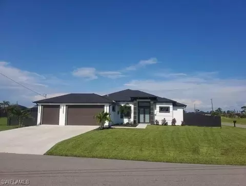 317 SW 13th Ct, Cape Coral, FL 33991