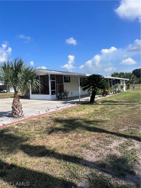 809 Yacht Club Way NW, Moore Haven, FL 33471