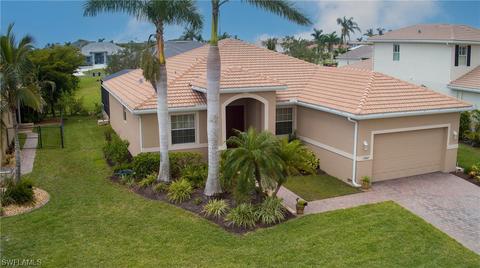 17082 Wrigley Cir, Fort Myers, FL 33908