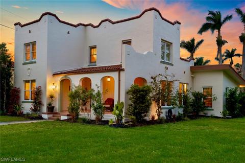 2861 Valencia Way, Fort Myers, FL 33901