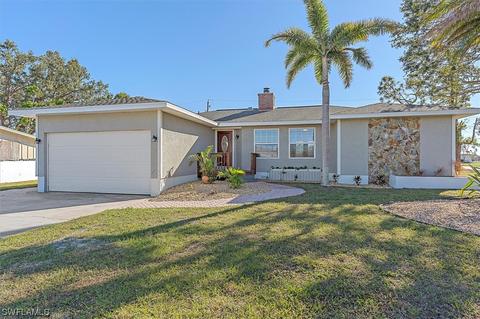 151 Easton Dr NW, Port Charlotte, FL 33952
