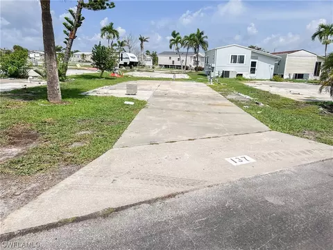 19681 Apt 137 Summerlin Rd, Fort Myers, FL 33908