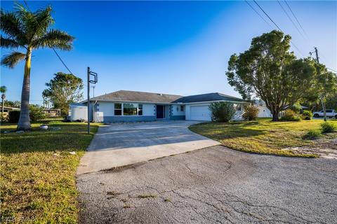 1729 Cascade Way, North Fort Myers, FL 33917