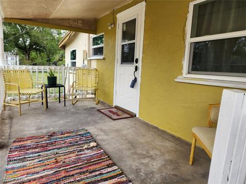 6270 Hamilton Dr, Fort Myers, FL 33905