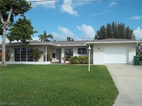 1040 SE 43rd St, Cape Coral, FL 33904