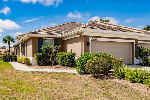 10693 Camarelle Cir, Fort Myers, FL 33913