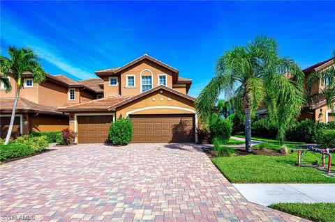6648 Alden Woods Cir #102, Naples, FL 34113