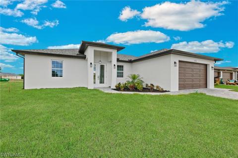 2211 NE 22nd Ave, Cape Coral, FL 33909