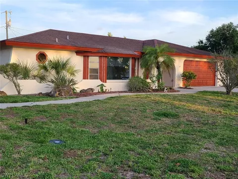 4135 Coronado Pkwy, Cape Coral, FL 33904
