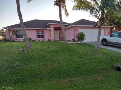 302 NW 1st Pl, Cape Coral, FL 33993