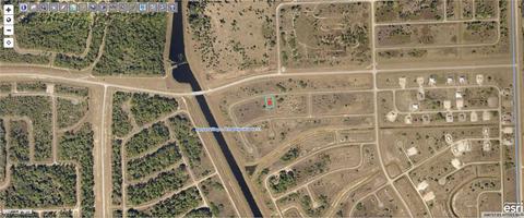 129 Bethlehem Pl, Labelle, FL 33935 photo 4