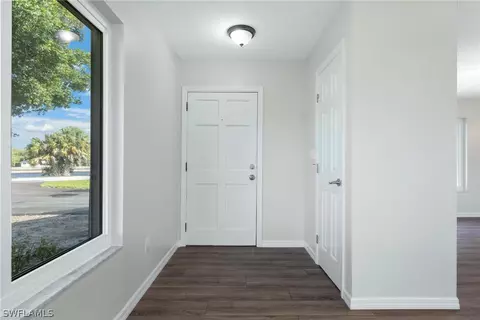 Entry Way - 1453 River Rd, Moore Haven, FL 33471 photo 1 of 1