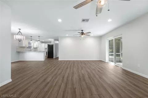 Dining - 1453 River Rd, Moore Haven, FL 33471 photo 1 of 1