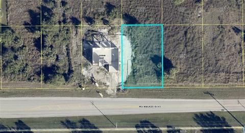 823 Milwaukee Blvd, Lehigh Acres, FL 33974