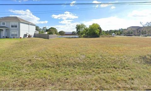 238 NE 4th St, Cape Coral, FL 33909
