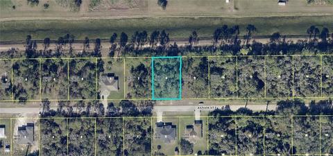 1017 Asther St E, Lehigh Acres, FL 33974