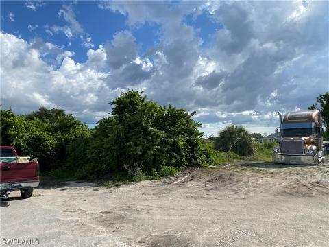 4608 Gene Ave S, Lehigh Acres, FL 33976