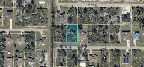 3014 41st St W, Lehigh Acres, FL 33971