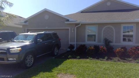 2080 Pigeon Plum Way, North Fort Myers, FL 33917