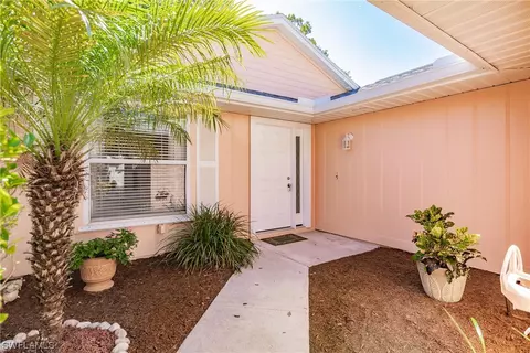 14887 Crescent Cove Dr, Fort Myers, FL 33908