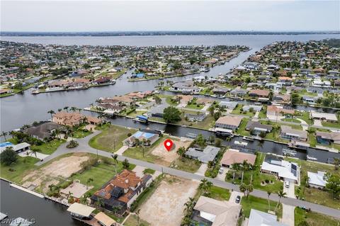 122 SW 53rd St, Cape Coral, FL 33914