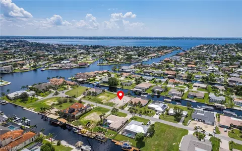 126 SW 53rd St, Cape Coral, FL 33914