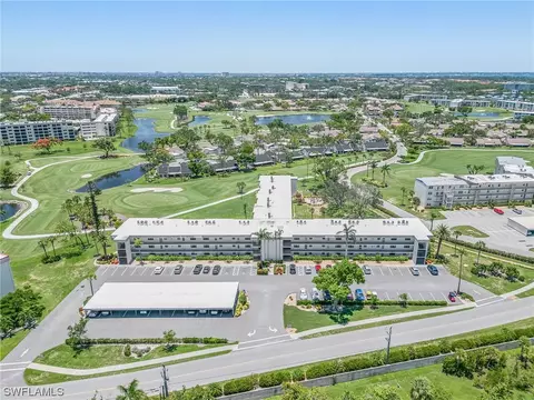 1747 Pebble Beach Dr #111, Fort Myers, FL 33907